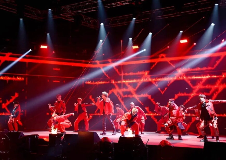 LIVE×ONLINE BEYOND THE BORDER