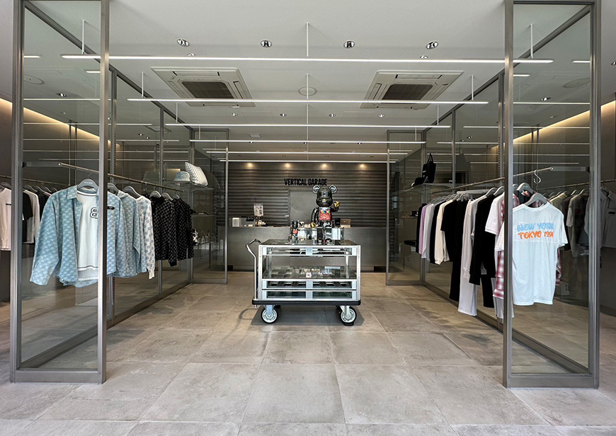 VERTICAL GARAGE